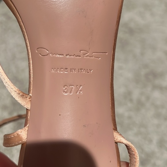 Oscar de la Renta heels - Picture 2 of 4